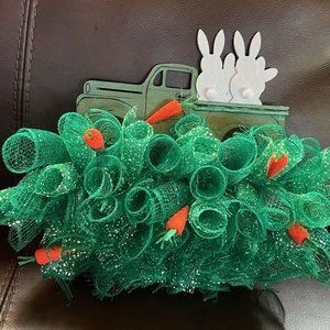 Small Wooden Green Truck Wreath